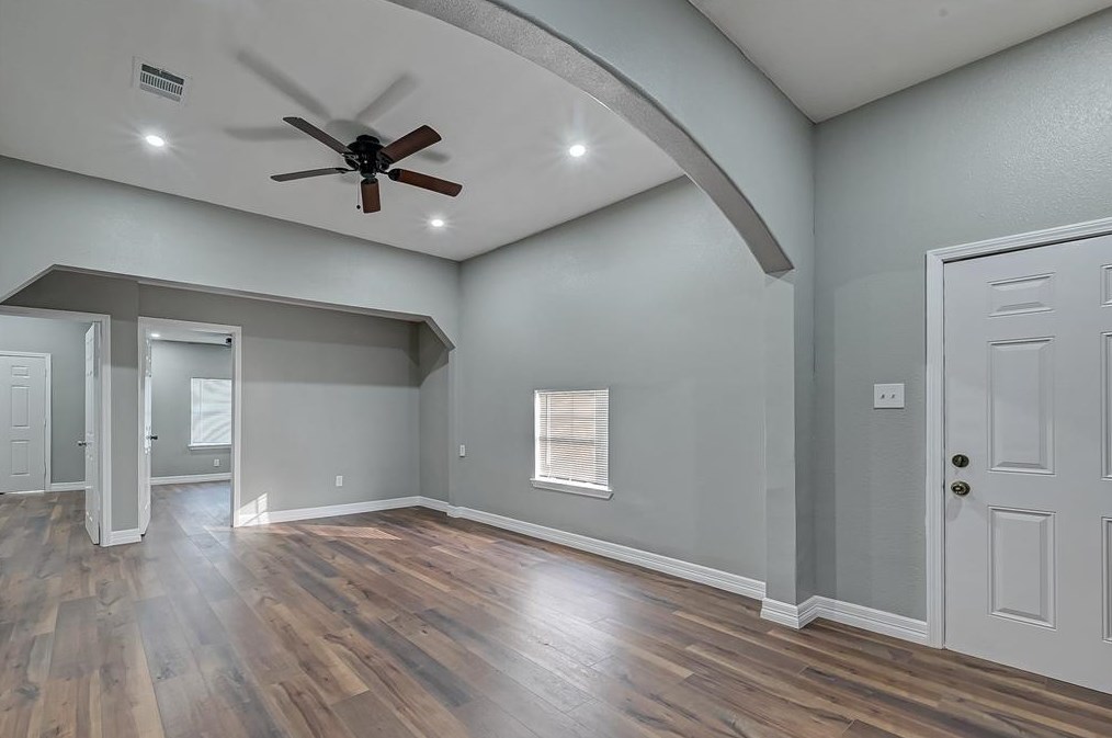 1001 75th St #b, Houston, TX 77011