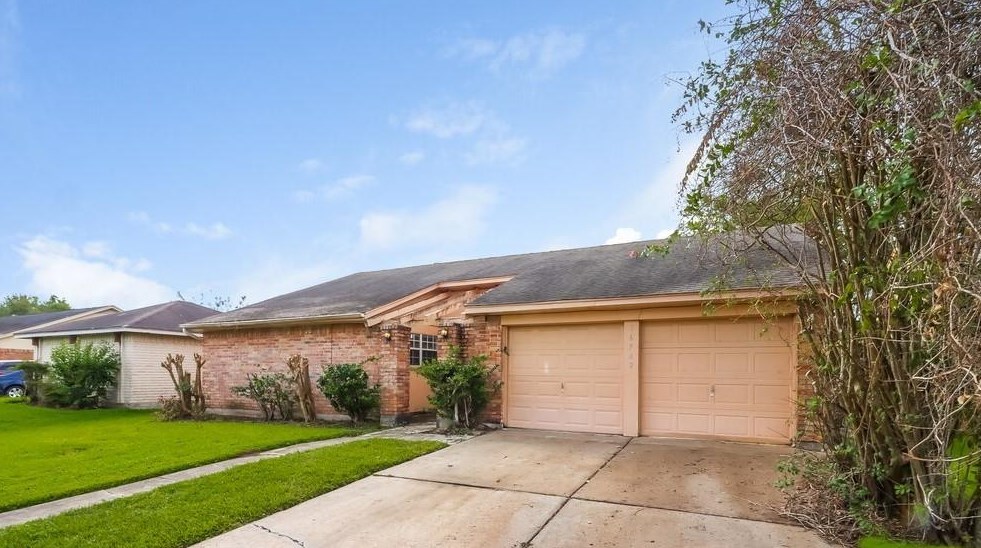 16742 Quail Run Dr, Missouri City, TX 77489
