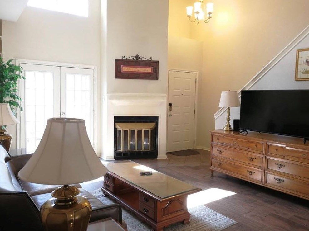 10811 Richmond Ave Apt 82, Houston, TX 77042