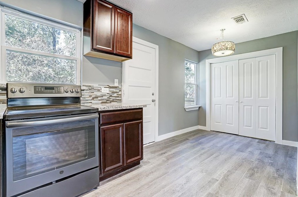 6235 Rolland St, Houston, TX 77091