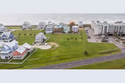 11730 Opihi, Galveston, TX 77554 - Photo 10