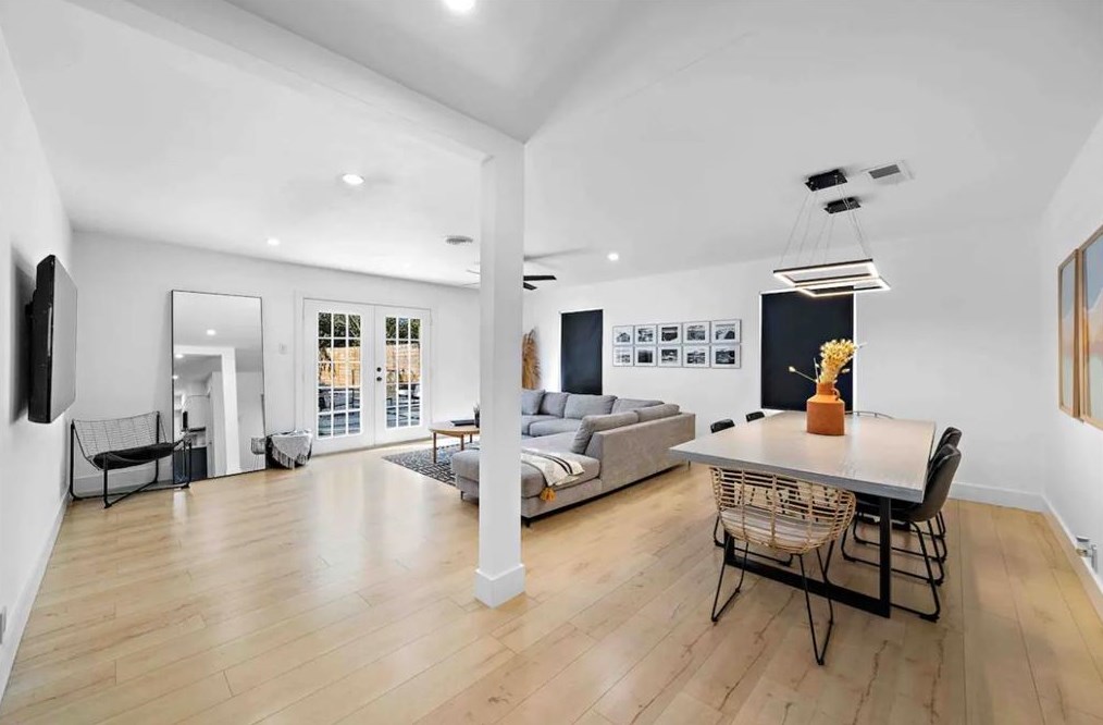 5401 43rd St, Houston TX  77092-5254 exterior