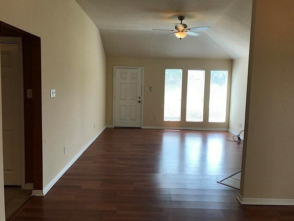 3203 Barkers Crossing Ave, Houston TX  77084-1611 exterior