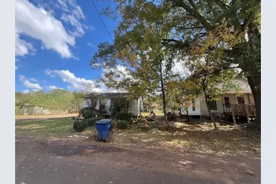 110 N Bolivar St, San Augustine, TX 75972 - Photo 4