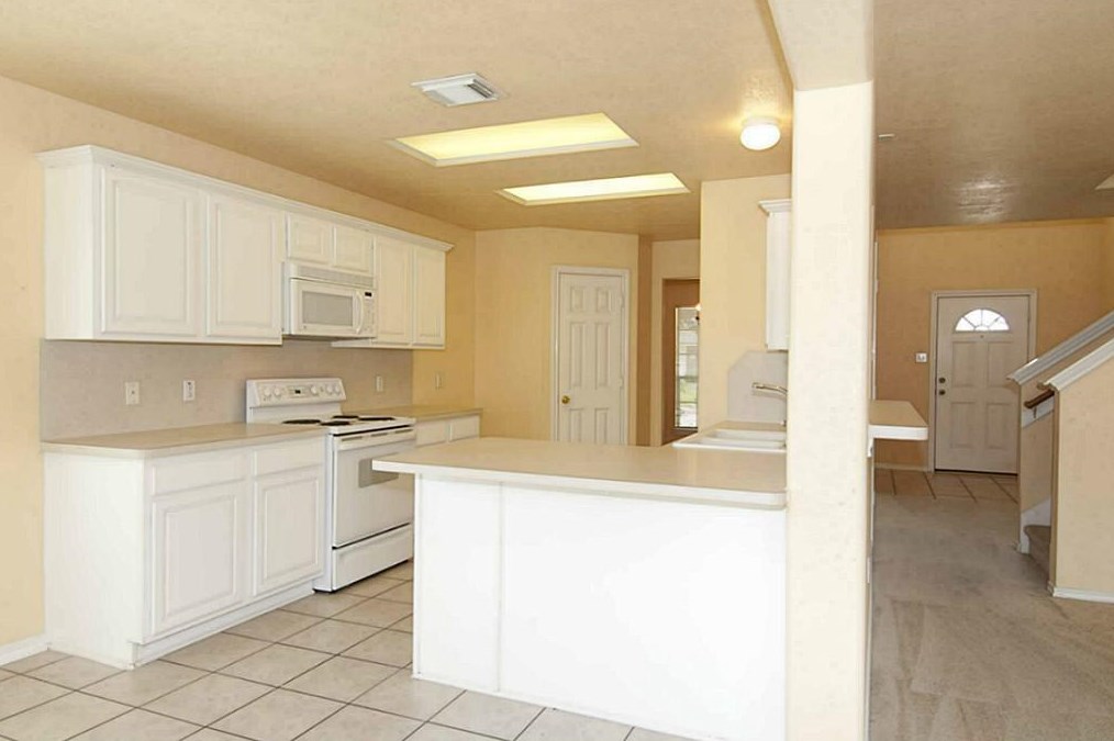 16331 Leedswell Ln, Houston TX  77084-6460 exterior