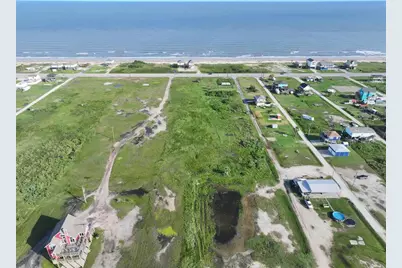 2215 Highway 87, Gilchrist, TX 77617 - Photo 6