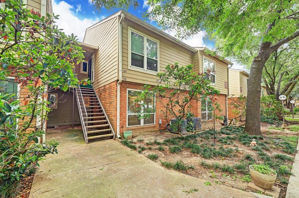 5005 Georgi Ln Apt 90, Houston, TX 77092