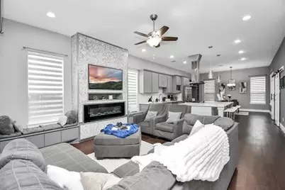 7513 Knox Street, Houston, TX 77088 - Photo 42