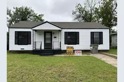 2403 Wedgewood Avenue, Wichita Falls, TX 76301 - Photo 1