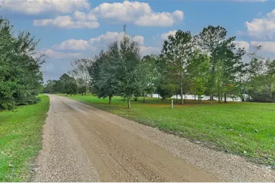 17 & 16 A Smith Loop N, Cleveland, TX 77327 - Photo 26