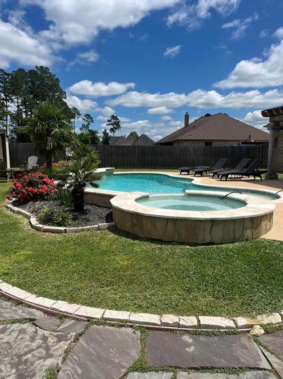 12040 Woodhollow, Beaumont, TX 77705-9250