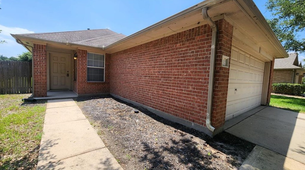 9507 Pennant Park Ct, Houston, TX 77044
