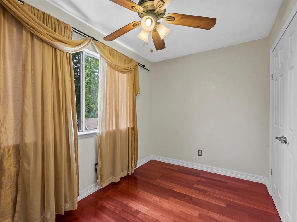 6003 Santa Christi Dr, Houston TX  77053-5065 exterior