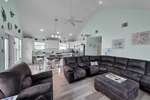 2496 Hwy 87, Gilchrist, TX 77617 - Photo 22