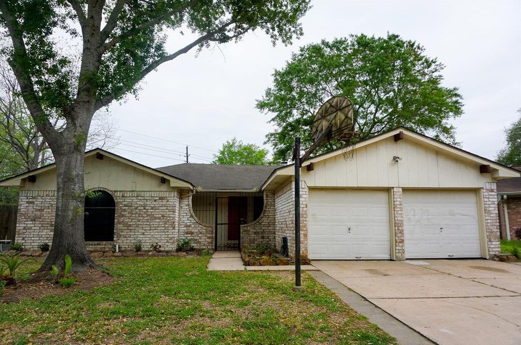 515 Concordia Dr, Katy, TX 77450