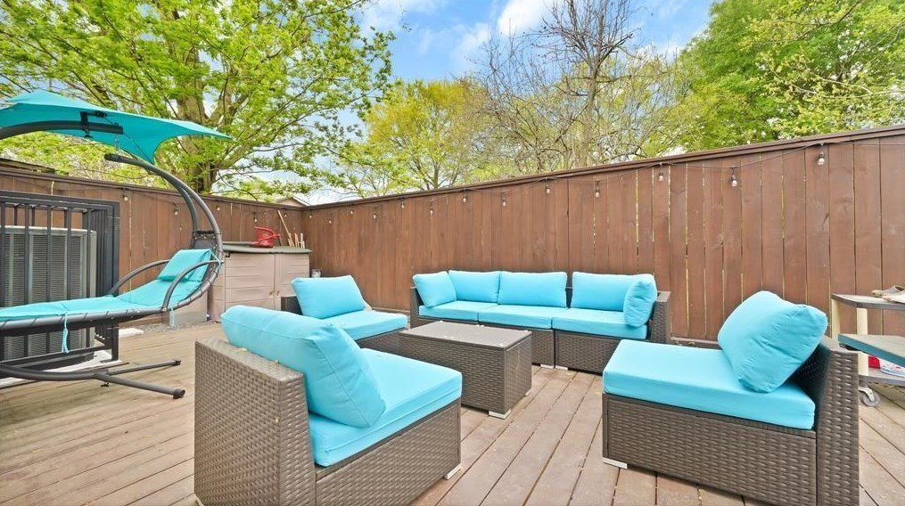 7513 Knox St, Houston TX  77088-7932 exterior