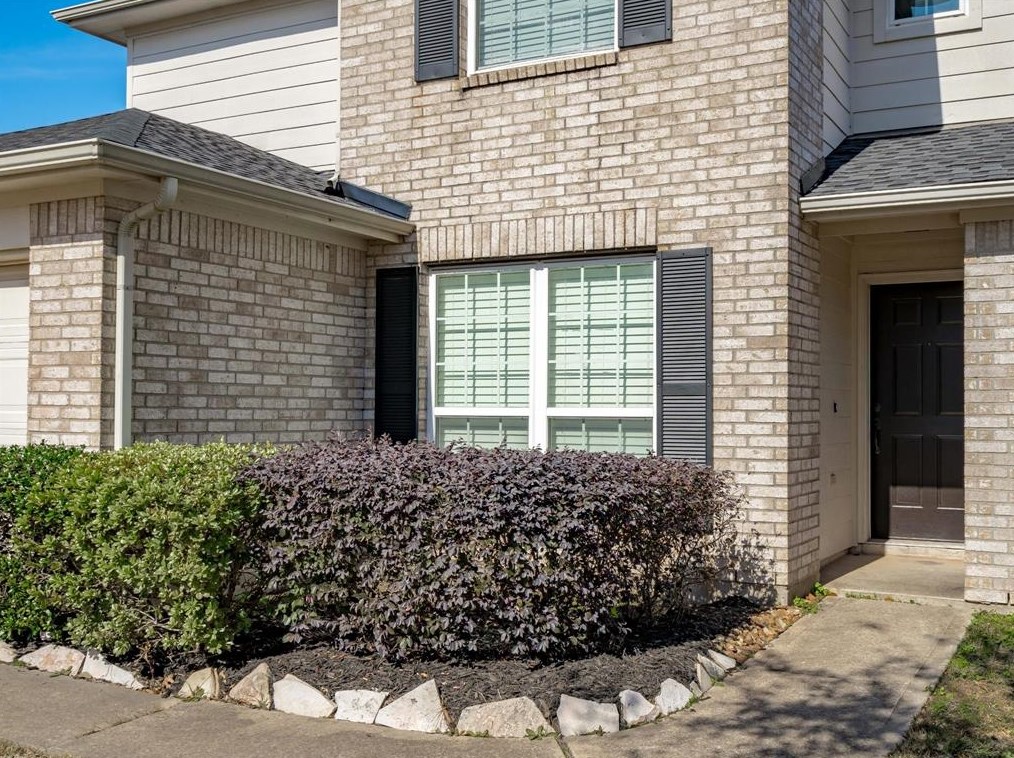 17630 Manchester Point Ln, Richmond TX  77407-2091 exterior