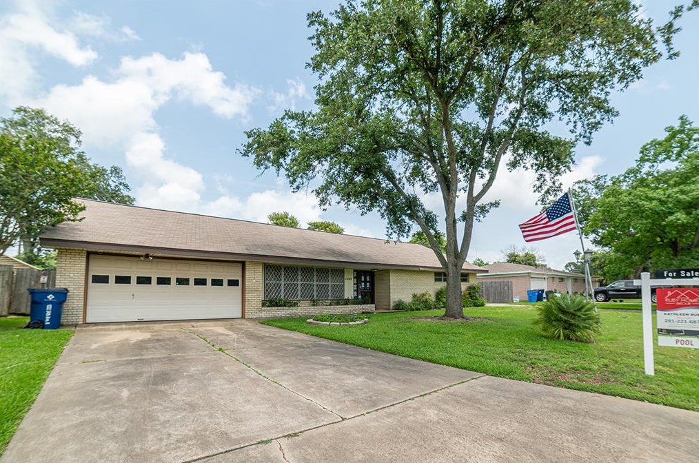 1222 24th Ave, Texas City, TX 77590-5519