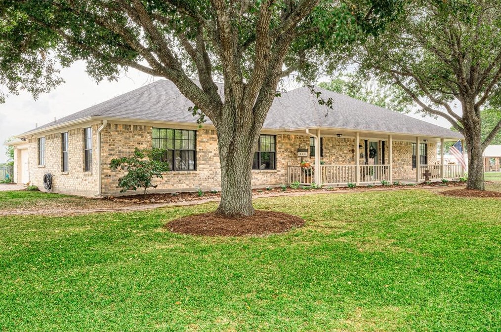 6612 Mildred Rd, Needville, TX 77461-9020