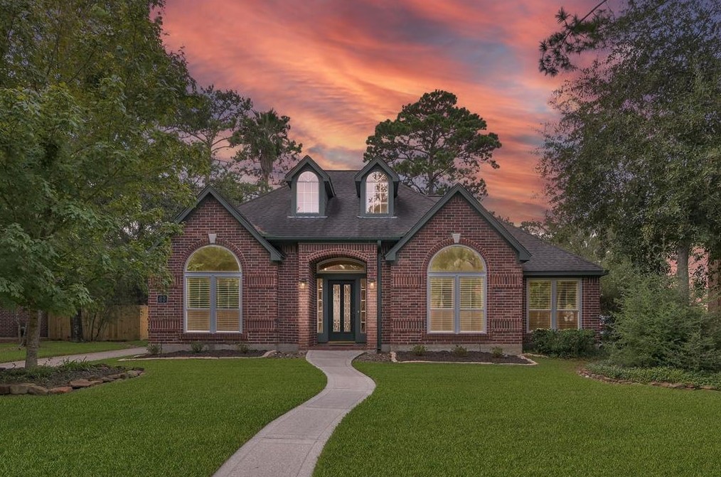 63 N Dragonwood Pl, Spring, TX 77381