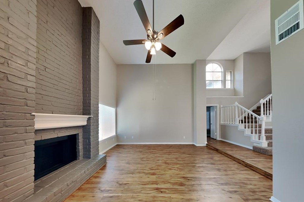 16018 Rustic Sands Dr, Houston, TX 77084-2957