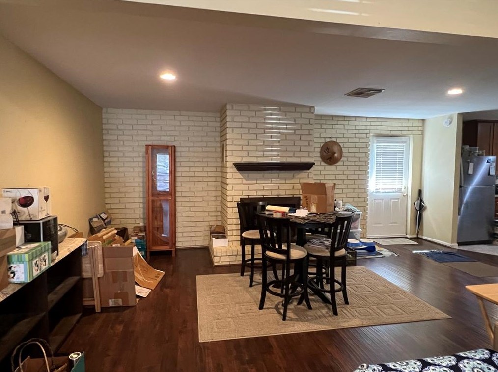 9619 Beverlyhill St, Houston TX  77063-3727 exterior