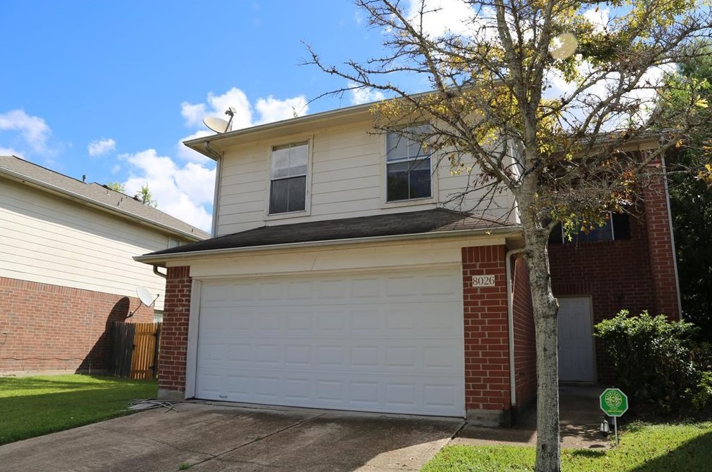 8026 Golf Green Cir, Houston, TX 77036