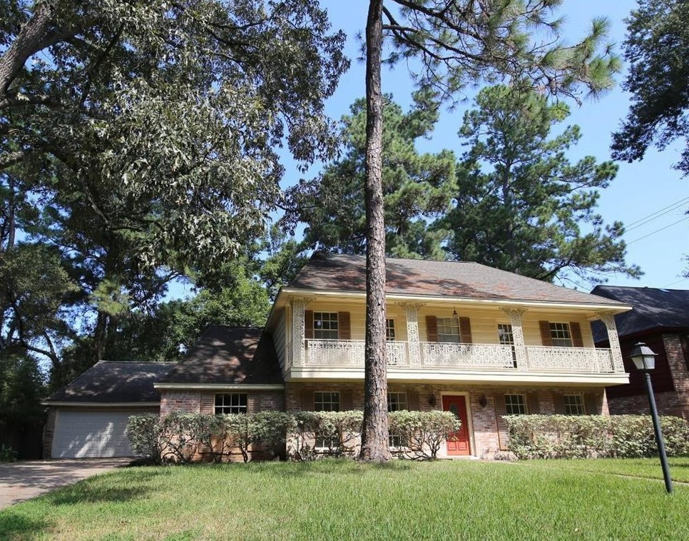 5306 Lodge Creek Dr, Houston, TX 77066-2537