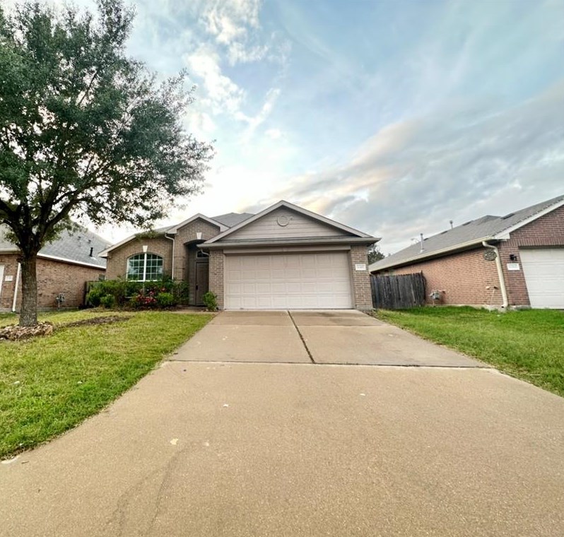 11307 Lovington Dr, Houston, TX 77088