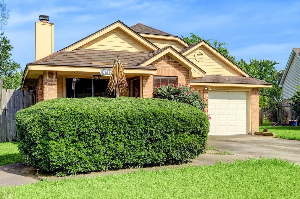 14710 Almond Lake Ct, Houston, TX 77047