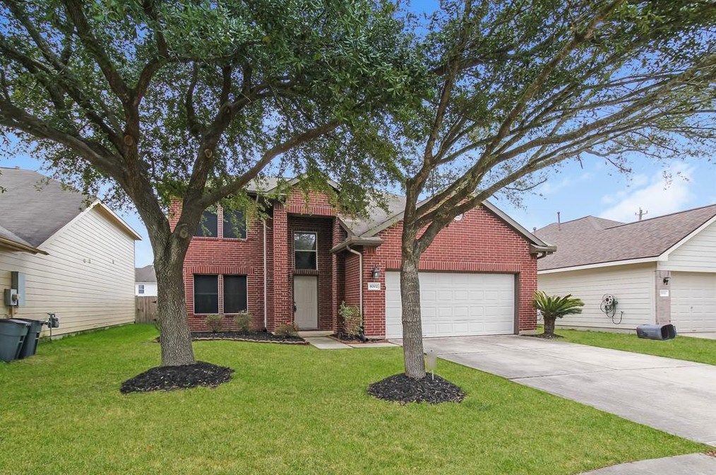 8002 Echinacea Dr, Baytown, TX 77521