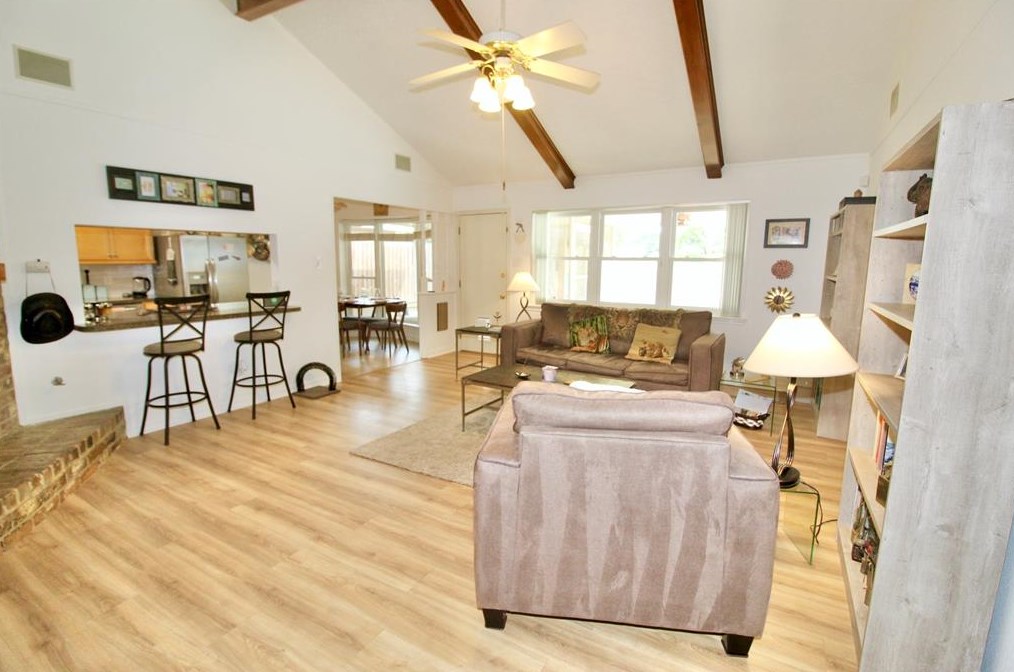 13767 Greywood Dr, Sugar Land TX  77498-2700 exterior