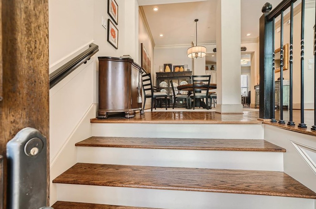 1320 Lake Pointe Pkwy, Sugar Land, TX 77478-3996