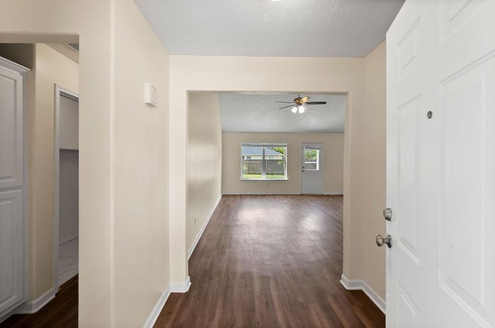 16192 Sun View Ln, Conroe, TX 77302
