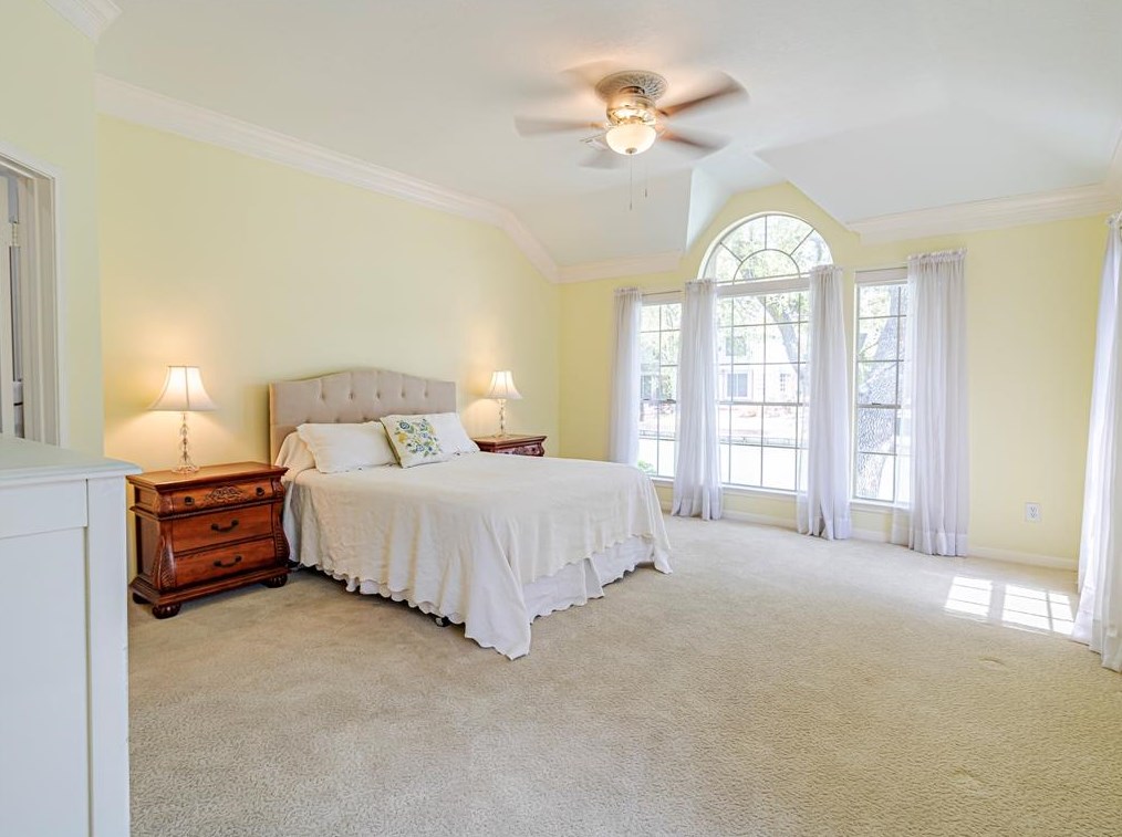 1112 Spinnaker Way, Sugar Land TX 77498-5601 exterior