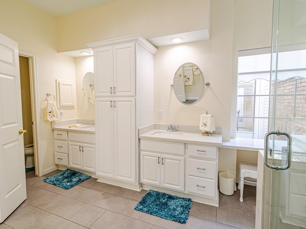 1112 Spinnaker Way, Sugar Land TX 77498-5601 exterior