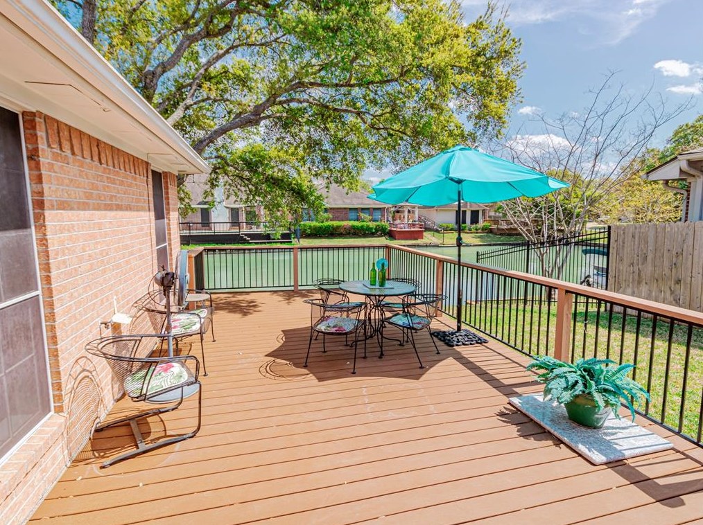 1112 Spinnaker Way, Sugar Land TX 77498-5601 exterior