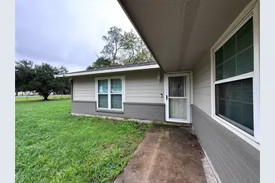 11024 S Hwy 71, El Campo, TX 77437 - Photo 2