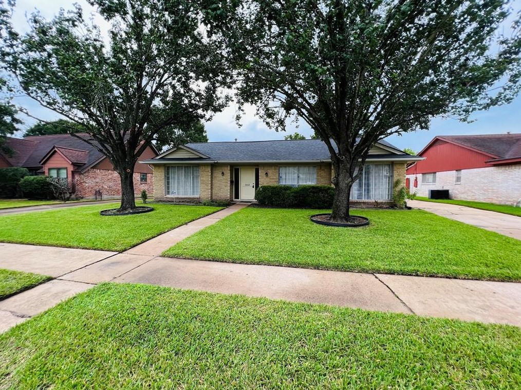8503 Sharpcrest St, Houston, TX 77036