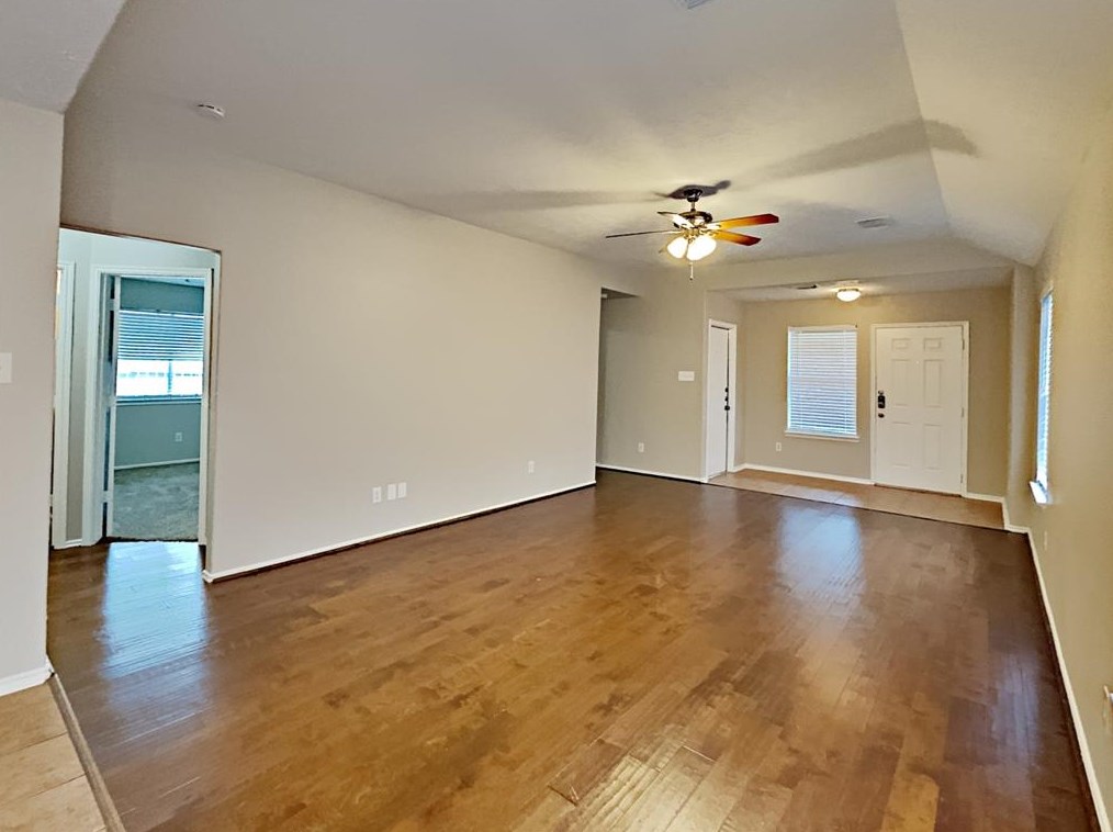 4406 Sprangletop Ave, Baytown TX  77521-5536 exterior