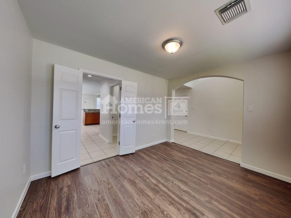 6838 Tammany Manor Ln, Spring TX  77379-3731 exterior
