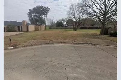 2047 Briarlee Drive, Houston, TX 77077 - Photo 2