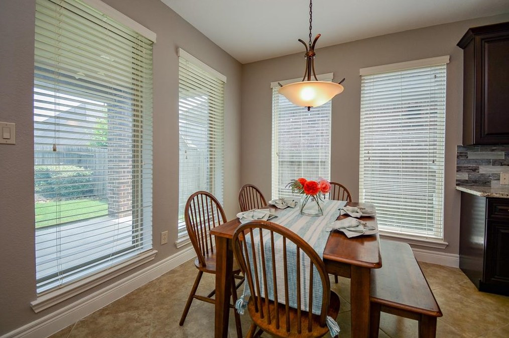 4607 Hickory Branch Ln, Sugar Land TX 77479 exterior