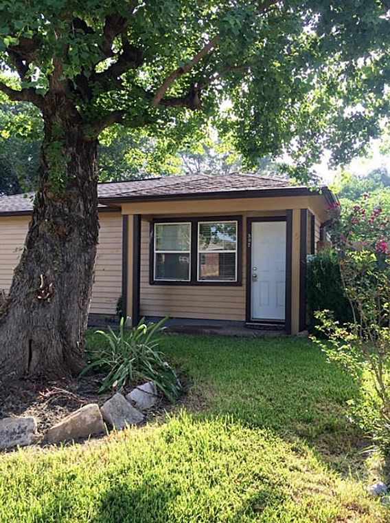 502 Pine St, Sugar Land, TX 77498