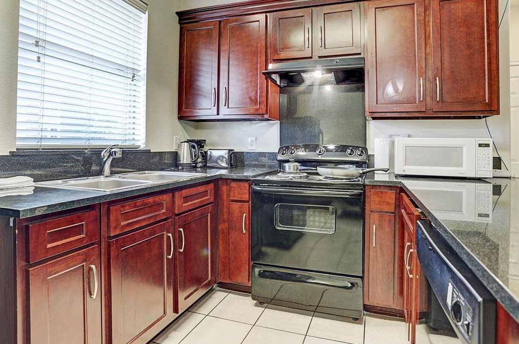6468 Corporate Dr #2013, Houston, TX 77036