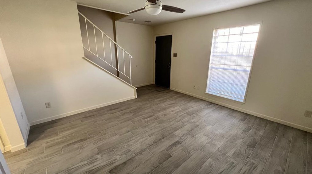11439 Beechnut St, Houston TX  77072-4213 exterior