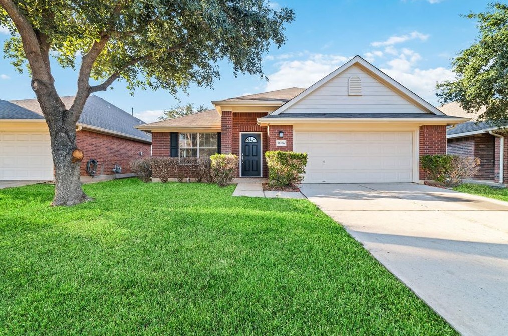 12266 Noco Dr, Tomball, TX 77375