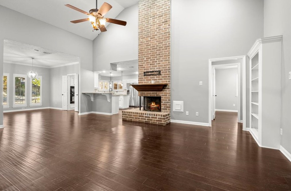 7334 Hearthstone Grn Dr, Houston TX  77095-3594 exterior