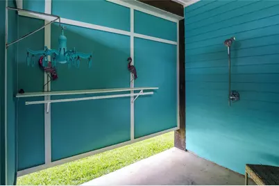 975 S Cove, Crystal Beach, TX 77650 - Photo 8