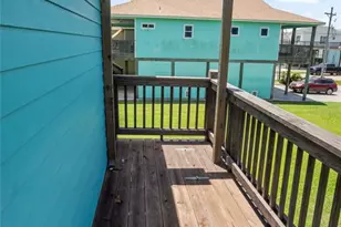 975 S Cove, Crystal Beach, TX 77650 - Photo 46